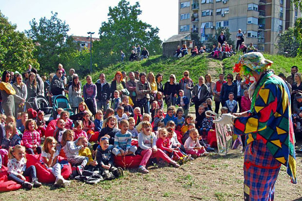 НОВОСАДСКО НАСЕЉЕ У НОВИМ БОЈАМА: Од сивог кварта до стецишта културе