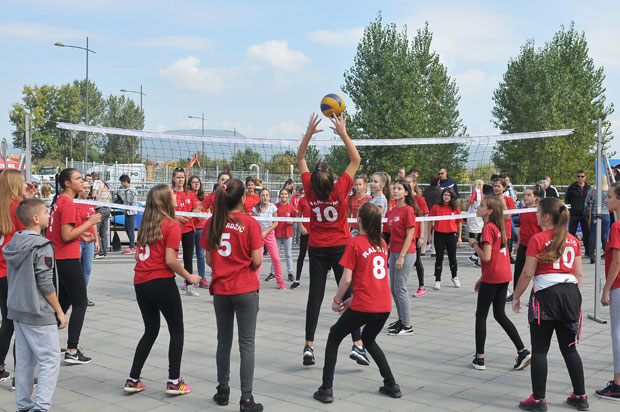 ПРОМОЦИЈА ЗДРАВЉА: И у Краљеву одржан Мали сајам спорта (ФОТО)