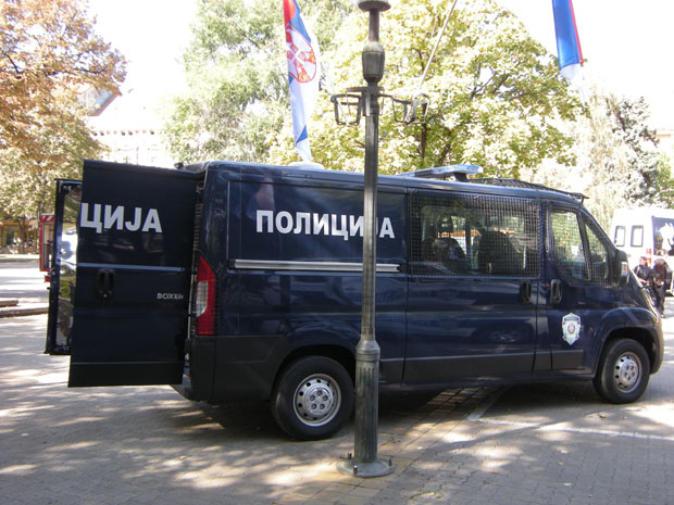 Сента: Малолетници обили локале, покрали новац и енергетска пића