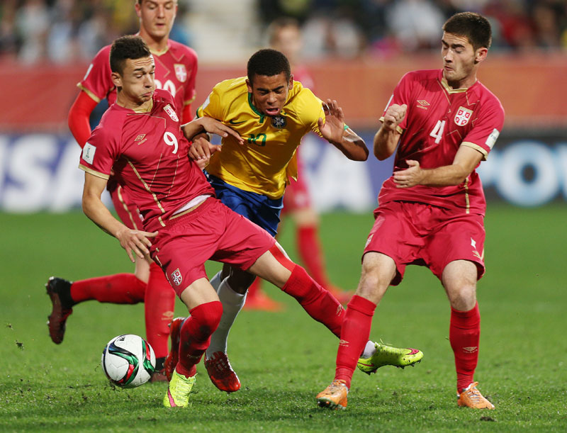 ИЗАБРАО ЈЕ СОКОЛОВЕ И НЕСТАО: Где је данас играч који је поделио Србију и Црну Гору?