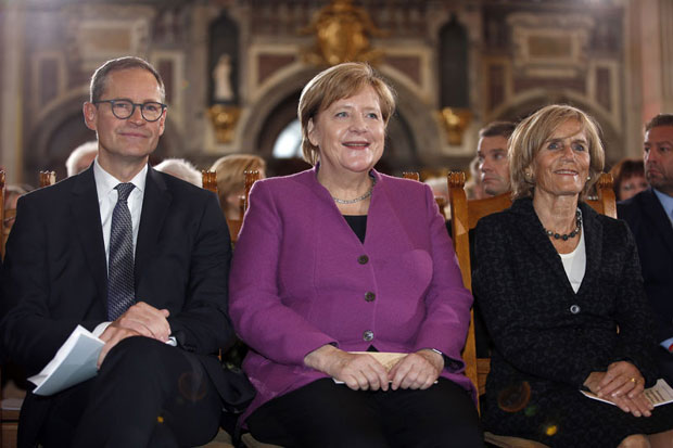 Меркелова: Уједињење  још траје