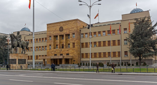 ПОСЛЕ НЕУСПЕЛОГ МАКЕДОНСКОГ РЕФЕРЕНДУМА: Избори изгледнији од преговора