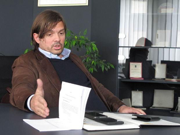 СЕВЕРИНИН БИВШИ МУЖ: Слике шкоде нашем сину, реаговаћу ако затреба