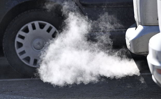 Европосланици за смањење загађења ЦО2 из аутомобила за 40 одсто до 2030. године