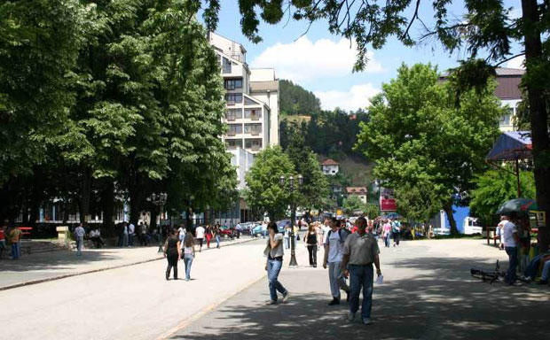 Реаговање НСД: Обрачун са сенима