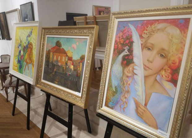 Изложба „Уметност без граница“