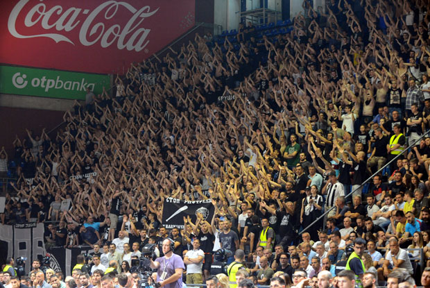 КК Партизан кажњен са 8.500 евра због понашања навијача у мечу са Асвелом