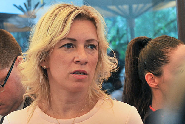 Захарова: Запад наставља да вуче Македонију ка НАТО-у