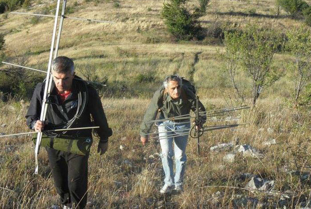 Деда изгубљен у планини пронађен после два дана лутања