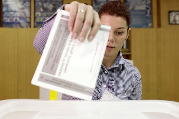 АНАЛИТИЧАРИ ТВРДЕ: Босна ће наставити свој ход по мукама; Избори преломни ако Бошњаци изаберу хрватског члана Председништва