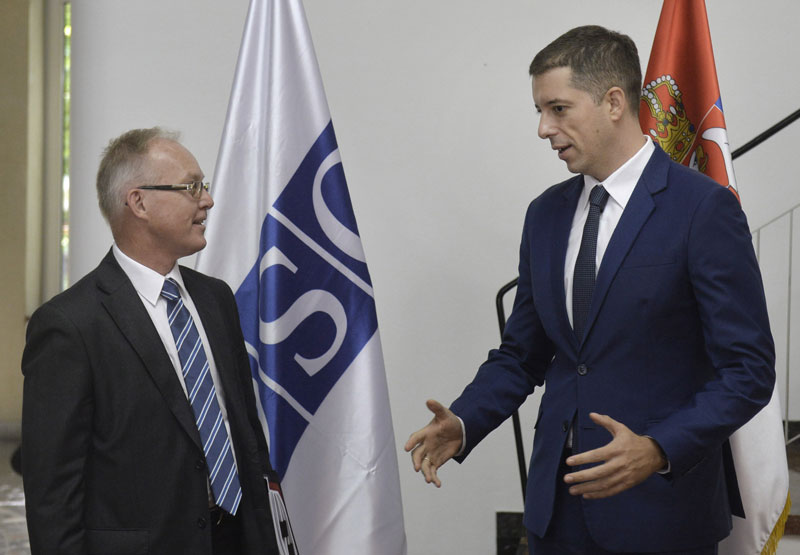 Ђурић са шефом Мисије ОЕБС на КиМ ситуацији у покрајини