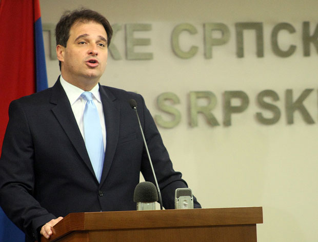 НЕЗАДОВОЉНИ ИЗБОРНИМ РЕЗУЛТАТИМА: Више од 10 одбора СДС-а траже смену Говедарице 