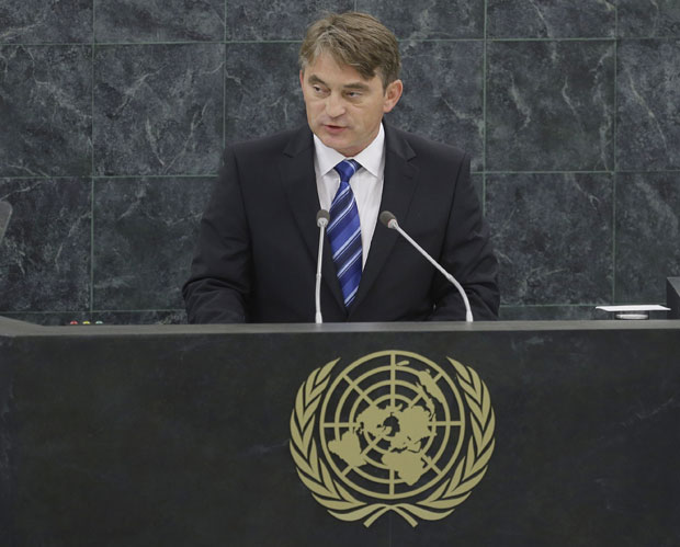 Хрватска забринута због избора Комшића, али и Додика 