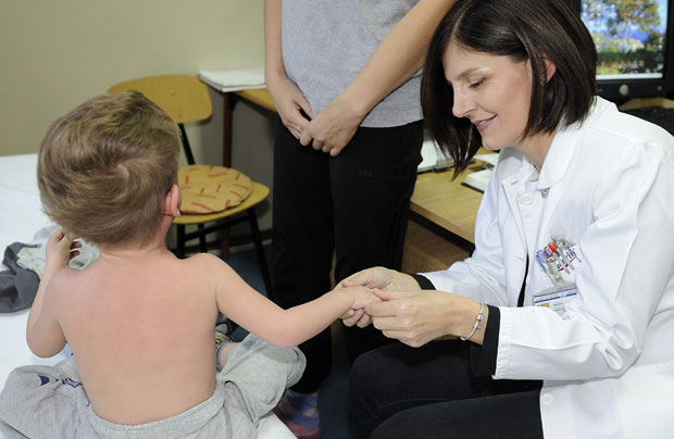 БУЏЕТСКИ ФОНД: Политизују лечење деце