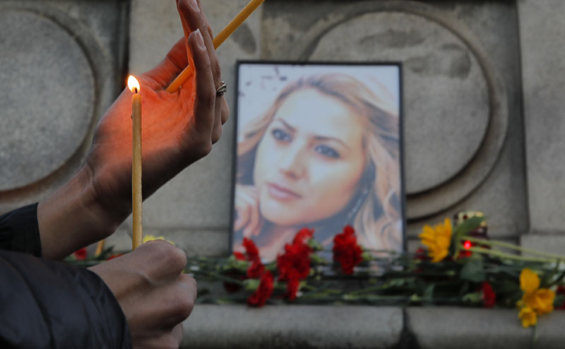 БУГАРСКА НА НОГАМА: Убиство новинарке покренуло државу, приведен осумњичени