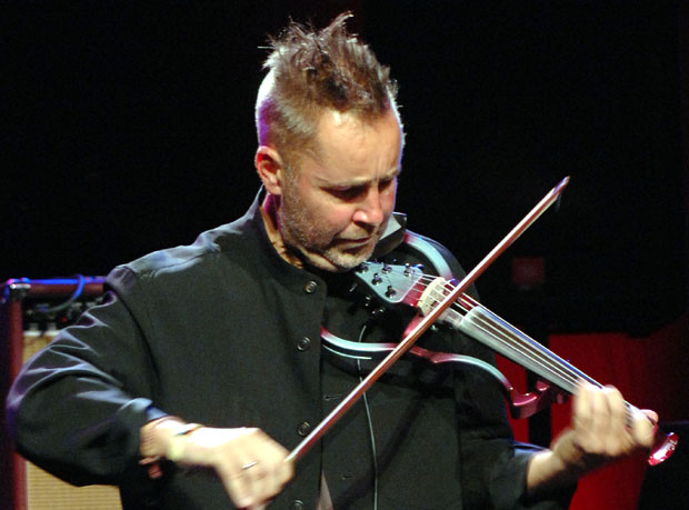 Кенеди отвара златни Бемус