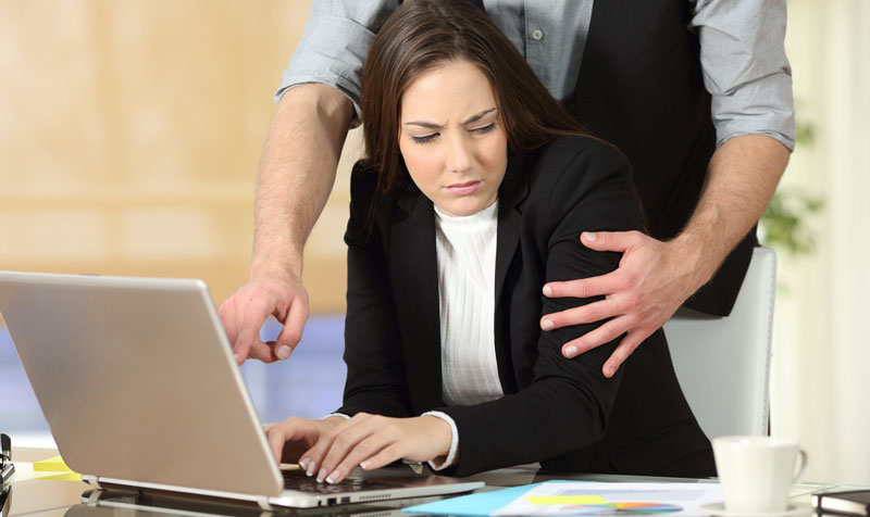 Свака трећа девојка у Србији нежељено додиривана