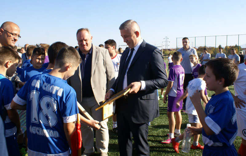 ФСС наставио са вредном акцијом широм Србије, Лесковац добио први терен са вештачком травом