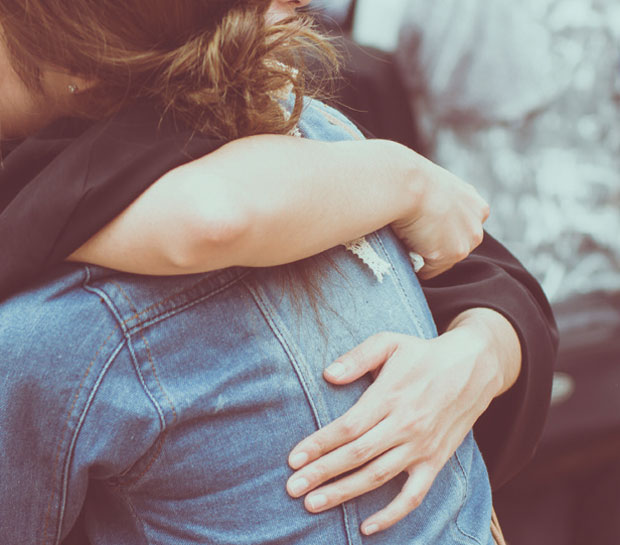 Загрљај после свађе