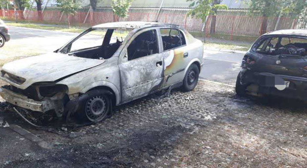 НОВИ САД: Расветљена паљевина аутомобила