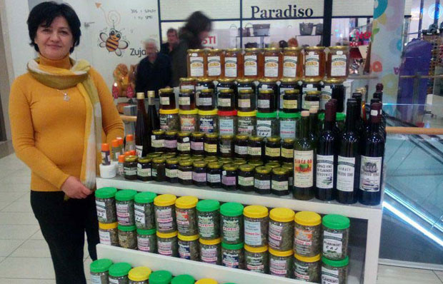 ЗДРАВЉЕ У ЛАТИЦАМА: Љубав према природи претворила у породични бизнис