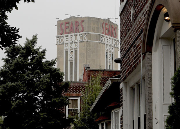 Ламперт спасава трговински ланац Сирс од банкрота