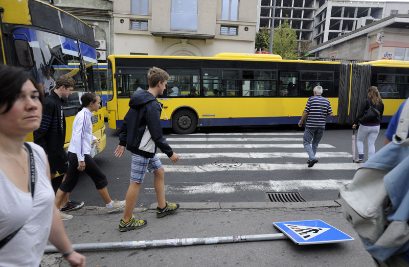 ПОПИСУЈУ ЗНАКЕ: Ускоро катастар саобраћајне сигнализације у престоници 