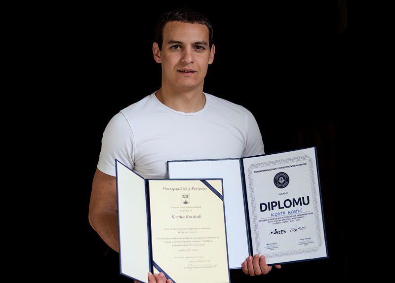 ЗЕМУНАЦ - МЛАДИЋ ЗА ПРИМЕР: Открива лекове, боксује, али и снима серије