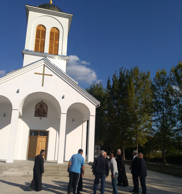 ПОДЕЉЕНА ЦРКВЕНА ОПШТИНА ЛОЗНИЦА: Мира, ипак, нема!
