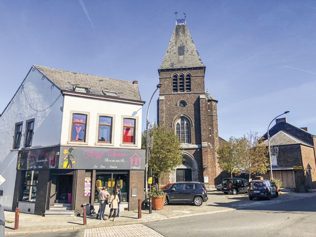 “НОВОСТИ” У БЕЛГИЈСКОМ ГРАДИЋУ: Mи смо млађи брат вашег Београда!