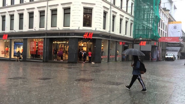 Поплављена Норвешка, отапање снега изазвало хаос