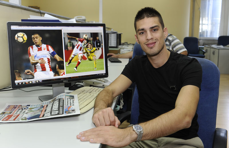 КАО ТРКА “ФИЋЕ” И “ФЕРАРИЈА”: Савић о тешком поразу против ПСЖ, амбицијама, породици...