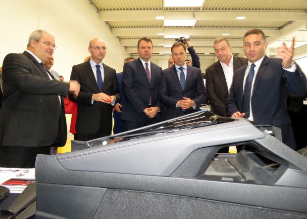 НОВАРЕС ПРОШИРИО ПОГОНЕ У ЗРЕЊАНИНУ: Посао за још 50 радника