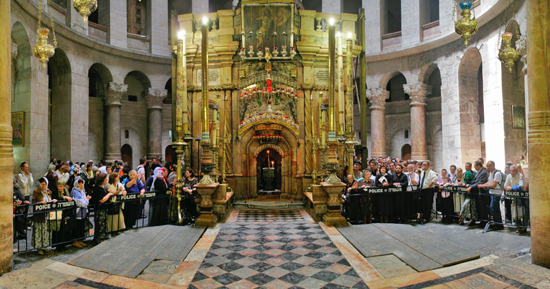 РАЗДОР СВЕ ВЕЋИ: Руска православна црква обуставља службе у Храму Васкрсења Христовог?