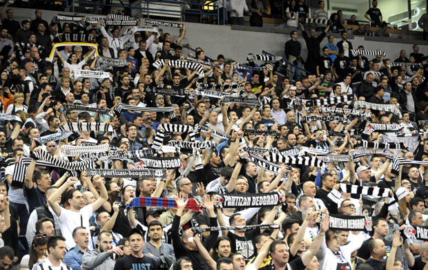 ПАРТИЗАН СЕ НА КРАТКО СЕЛИ У НАЈВЕЋУ СРПСКУ ДВОРАНУ: Против Задра у Арени? 