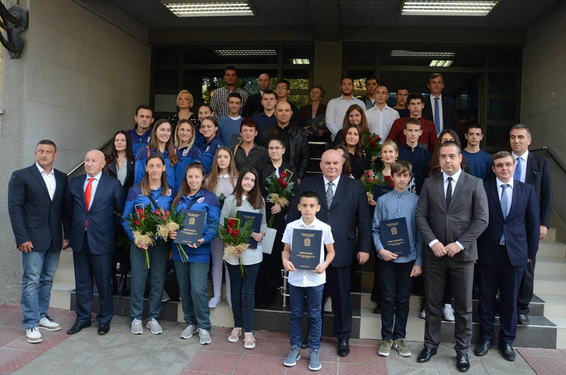 Драган Марковић Палма: Јагодина град који води рачуна о својим грађанима и помаже да се имиџ Србије поправи у свету.