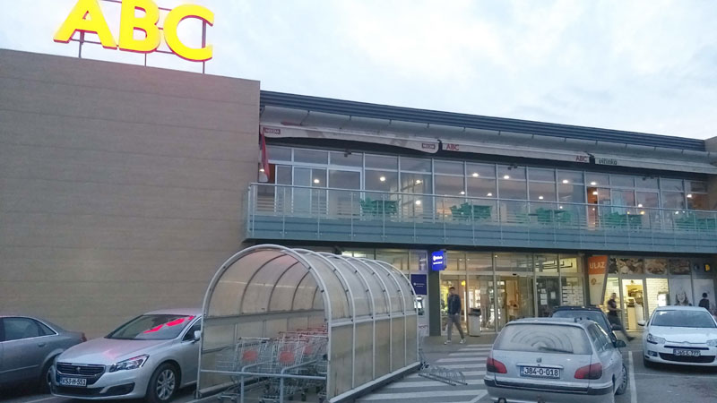 Опљачкали ТЦ у Прњавору, однели робу вредну 40.000 марака