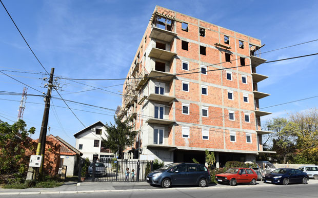 Град преузима надзор над градњом