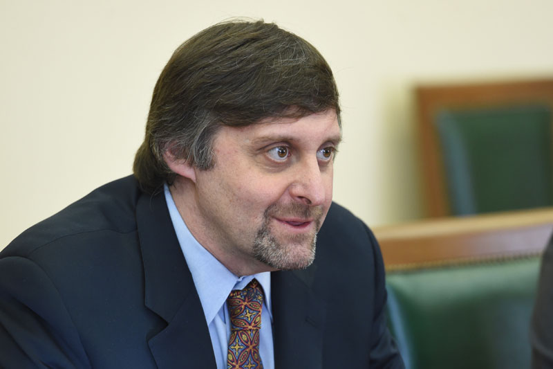 ПАЛМЕР О КОСОВСКОМ ПРОБЛЕМУ: Обе стране да предузму крупне и политички тешке ствари; Наша позиција је да нема црвених линија нити има бланко чекова