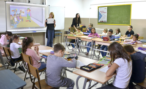 ТРИ ВЕКА ПОСТОЈАЊА ОСМОЛЕТКЕ: Дневници чувају 300 генерација