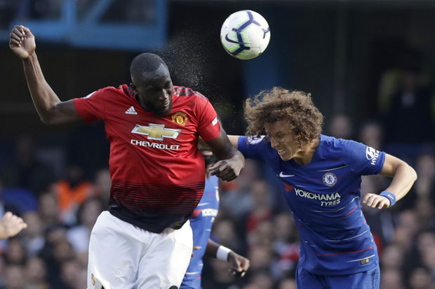 Челси у судијској надокнади до бода против Јунајтеда