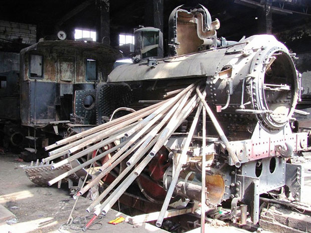 ОСТАЦИ БЛАГА ПОД КАМЕРАМА: Експонати из депоа Железничког музеја, који су преостали после крађе, пребачени на безбедне локације