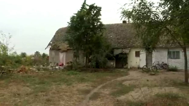 Ерика није хтела кући због беде?