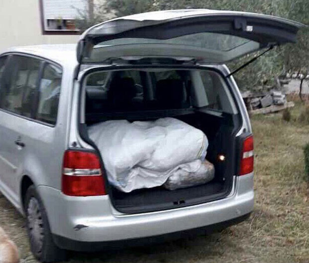 НОВИ УЛОВ ЦРНОГОРСКЕ ПОЛИЦИЈЕ: Заплењено 50 килограма сканка