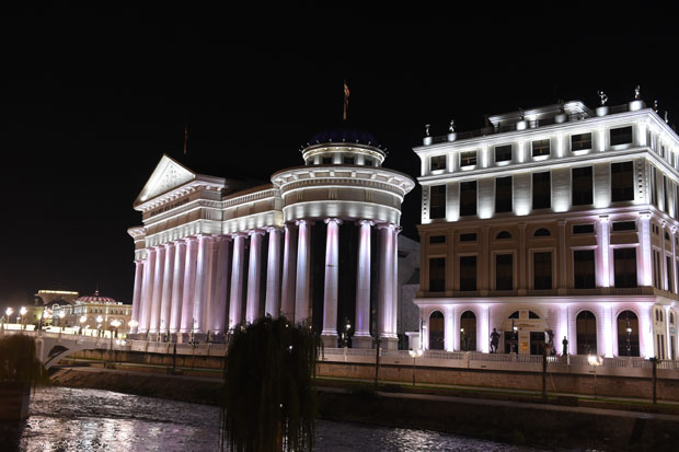  ЧИСТЕ “ИЗДАЈНИКЕ”: Празнична “сеча“ у ВМРО-ДПМНЕ