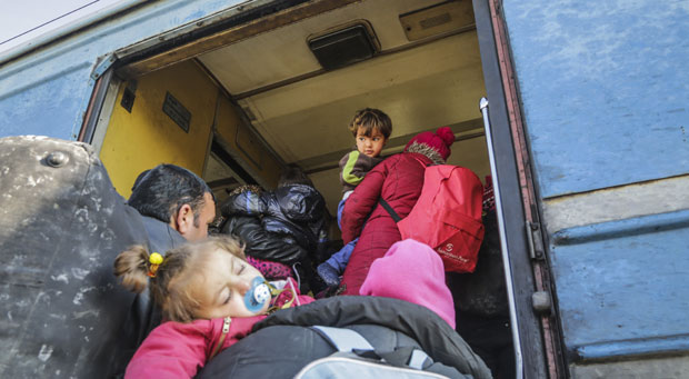 Бихаћ: Мигранти сатима блокирани у возу