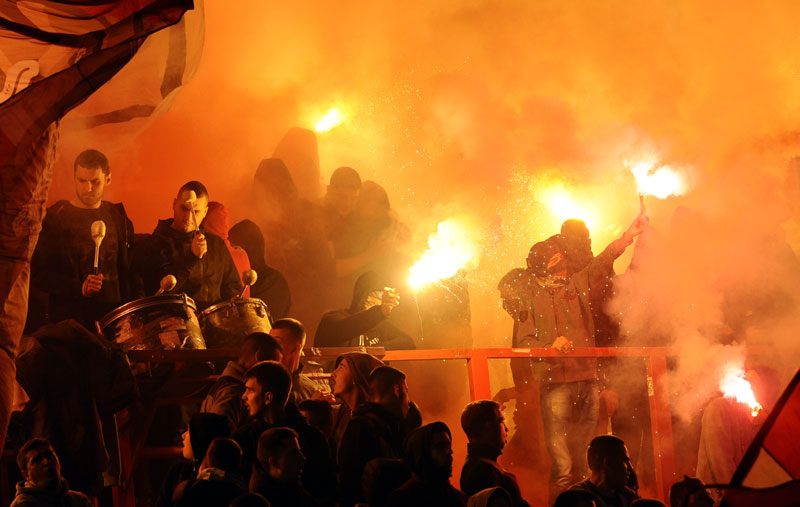 ОСТРВСКИ МЕДИЈИ СЕ ПЛАШЕ ИНЦИДЕНАТА: Британска штампа слабо информисана о Звезди 