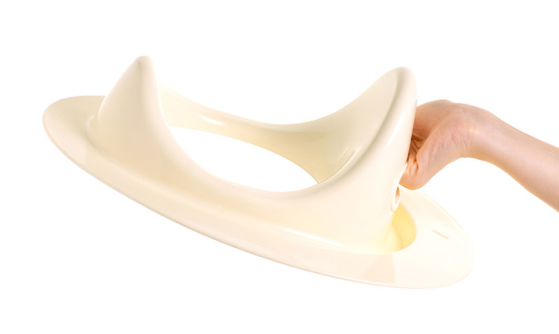 Беба заглавила главу у адаптер за WC шољу, интервенисали ватрогасци и Хитна помоћ

