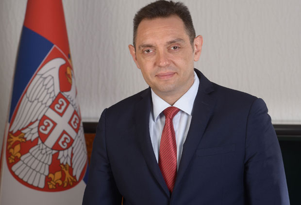 Кфор мора бити неутралан, не рушите наше поверење