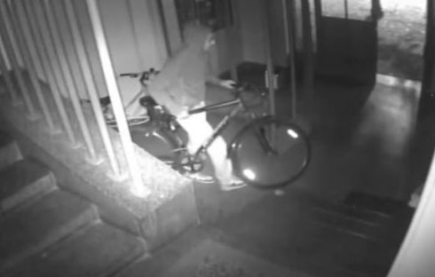 Јагодина: После објављивања снимка, лопов вратио бицикл